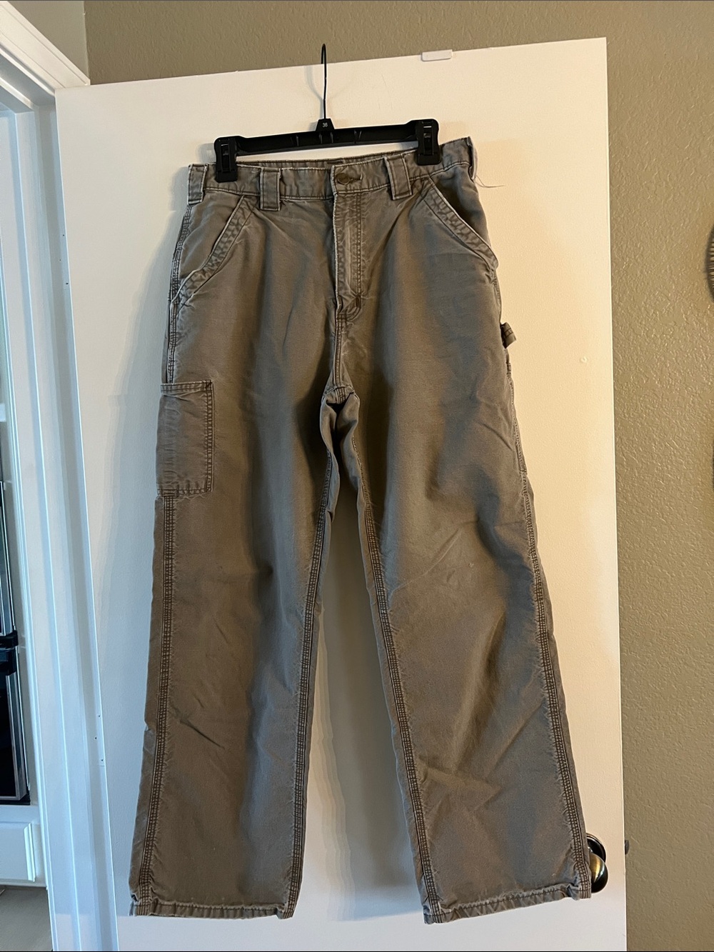 Men's Carhartt pants 33x32 tag size